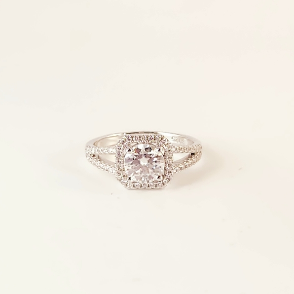 1 carat moissanite diamond split band - Picture 7 of 10